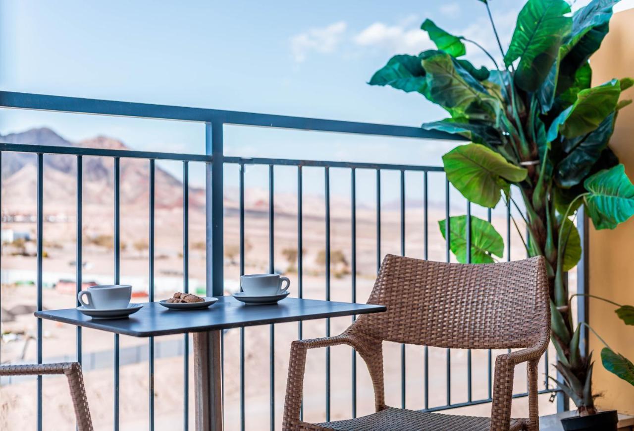 Almogim Suites Eilat Hotel (Adults Only) Екстер'єр фото