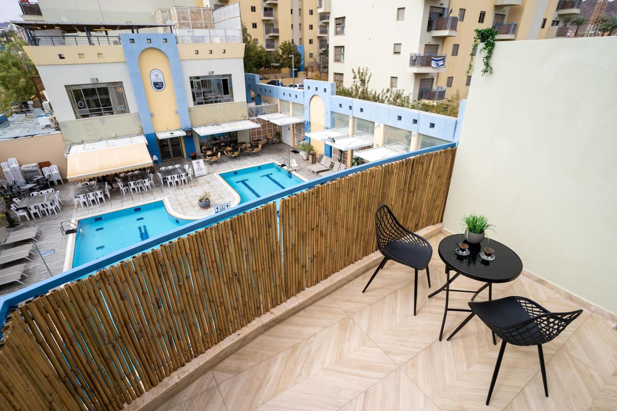 Almogim Suites Eilat Hotel (Adults Only) Екстер'єр фото